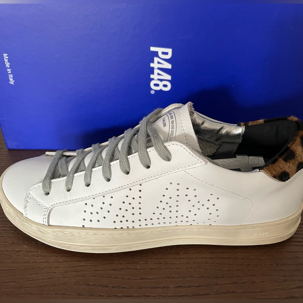 P448 John Premium Sneaker. Made in Italy. Size 35 (5). Worn once.
